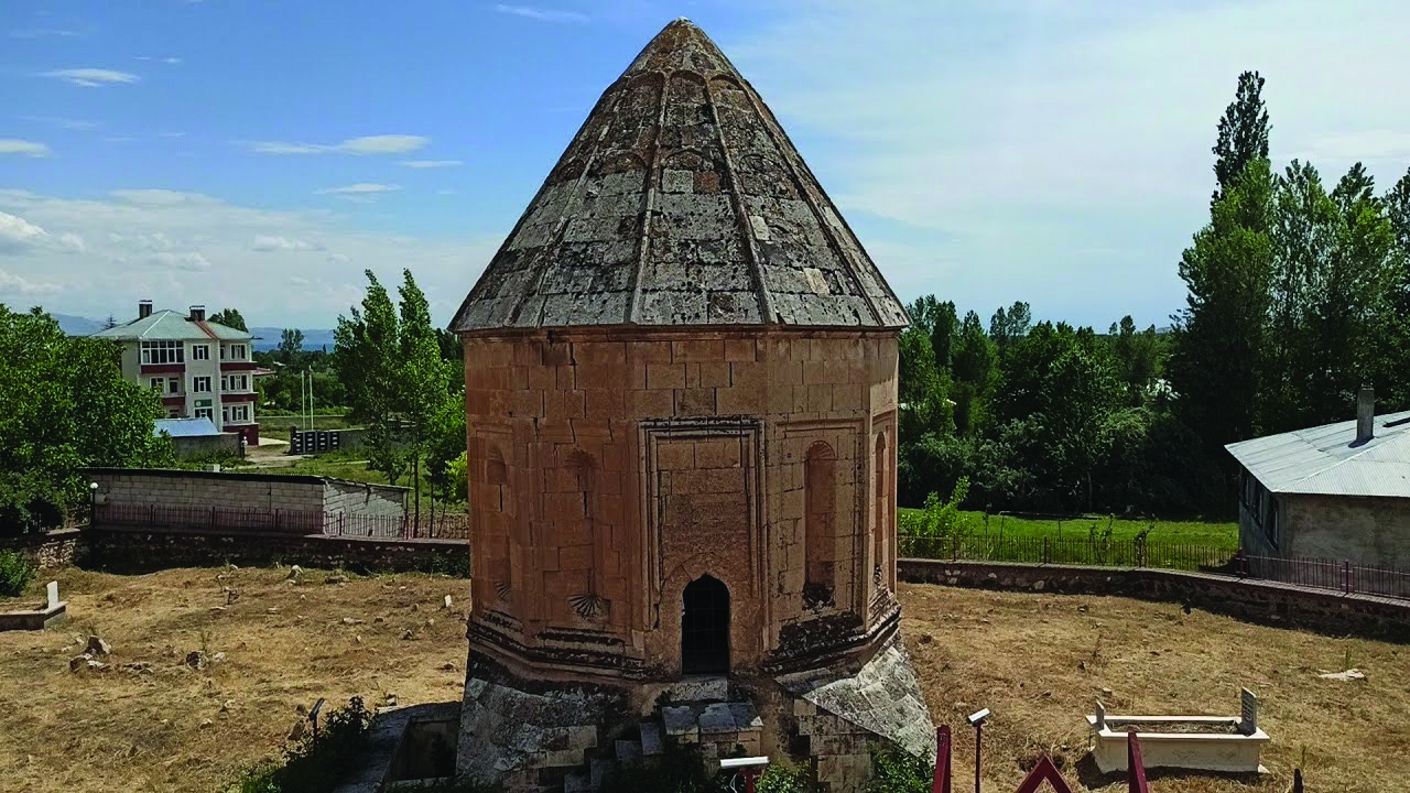 Erciş Kadem Paşa Hatun Kümbeti Restorasyonu